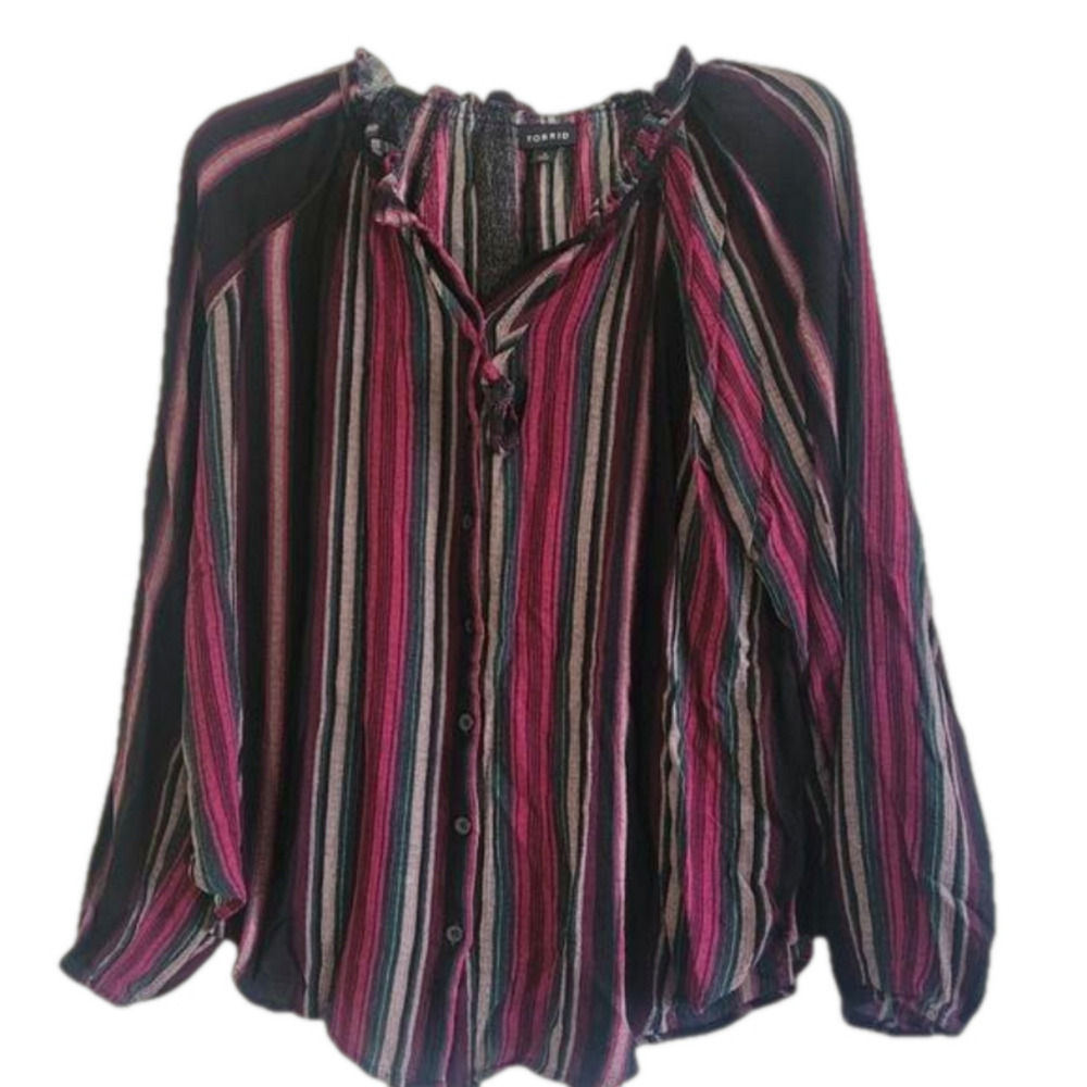 Torrid Multicolored Button Front Tie Closure Top Size 0 (M/L)